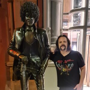 Phil Lynott and Jarvis Thin Lizzy | Cirith Ungol Online