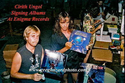 Signing albums Angry Samoans | Cirith Ungol Online
